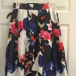 DONATED- Fit and Flare skirt